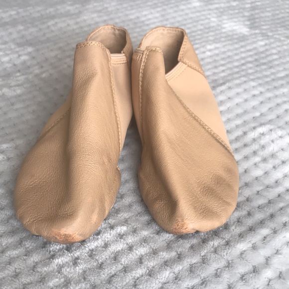 Theatricals Jazz shoes - Picture 2 of 9